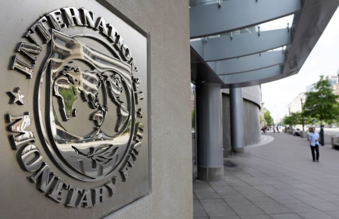 ΔΝΤ: Μείωση του αφορολόγητου από το 2019