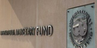 ΔΝΤ: Ανάπτυξη 2,2% στην Ελλάδα για το 2017 Ανάπτυξη 2,2% για την Ελλάδα προβλέπει το ΔΝΤ