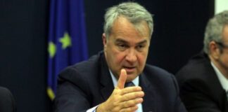 Βορίδης: Ούτε εγώ ούτε η ΝΔ έχουμε σχέση με τις πολιτικές Λεπέν