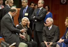 Σόιμπλε: Πιο ρεαλιστικές οι προβλέψεις της Ελλάδας από αυτές του ΔΝΤ