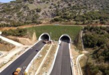 Στην κυκλοφορία δίδεται η σήραγγα στα Τέμπη