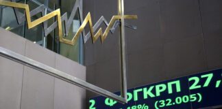 Έσπασε τις 700 μονάδες το Χρηματιστήριο