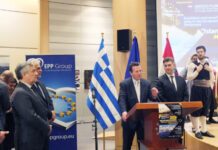 Κύρτσος: «Ο Μακρόν να κάνει με τα κρεμμυδάκια τη Λεπέν»