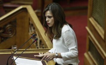 Υποχρεωτική αργία η 26η Δεκεμβρίου