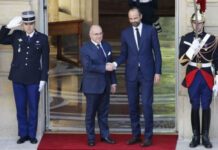Εντουάρ Φιλίπ: Είμαι άνδρας της δεξιάς Εντουάρ Φιλίπ: Είμαι άνδρας της δεξιάς