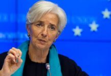 Εγκρίθηκε το νέο πρόγραμμα του ΔΝΤ-Εξαιρετικά μη βιώσιμο το ελληνικό χρέος Εγκρίθηκε το νέο πρόγραμμα του ΔΝΤ-Εξαιρετικά μη βιώσιμο το ελληνικό χρέος