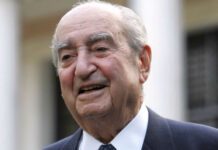 Τελέστηκε το μνημόσυνο για τα «Σαράντα» του Κωνσταντίνου Μητσοτάκη