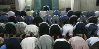 Έντονη αντιπαράθεση στη Βουλή για το μουσουλμανικό τέμενος