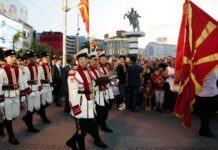 Υπό το φόβο εμφυλίου τα Σκόπια