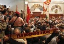 Μάιχελ Ροτ: Τα Σκόπια τρομάζουν τη Γερμανία