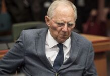 Σόιμπλε: «Η Ελλάδα εξελίσσεται καλύτερα από ό,τι πριν από ένα ή δύο χρόνια»