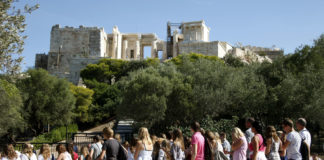 Ρεκόρ δεκαετιών στον τουρισμό στην Ελλάδα
