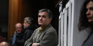 Τσακαλώτος: «Ολοκληρώθηκε η διαπραγμάτευση, υπάρχει λευκός καπνός» | Mikromeseos.gr