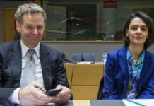 Τις συζητήσεις για το χρέος ανακοίνωσαν οι θεσμοί