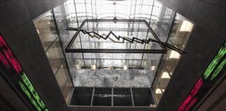 Με οριακή πτώση το άνοιγμα στο Χρηματιστήριο Αθηνών