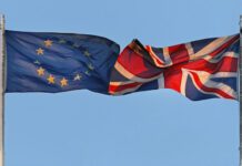 Μέι: Η μπάλα είναι στο γήπεδο της ΕΕ για το Brexit