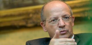 Λάθος η συνταγή της λιτότητας σε Πορτογαλία κι Ελλάδα