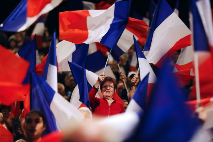 Ανοίγουν οι κάλπες για τι βουλευτικές εκλογές στη Γαλλία