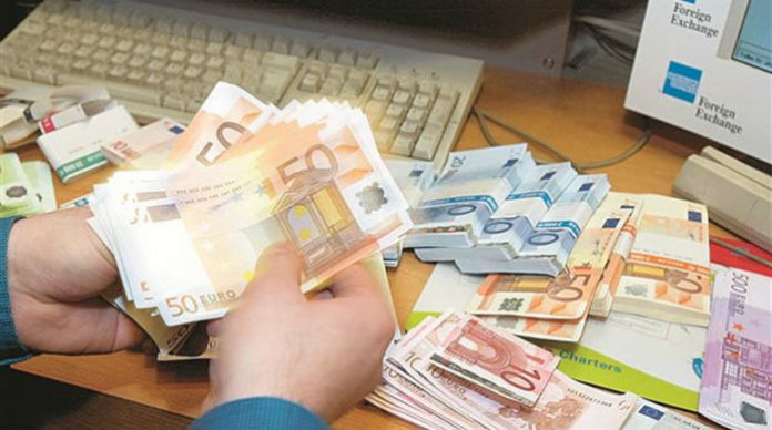 Στα 711 εκατ. ευρώ τα έσοδα από την οικειοθελή αποκάλυψη εισοδημάτων