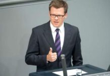Εποικοδομητική στάση Σόιμπλε στο Eurogroup ζητάει το SPD