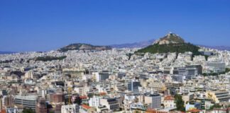 Στο 1 δισ. ευρώ τα έσοδα από το πρόγραμμα «Χρυσή Βίζα»
