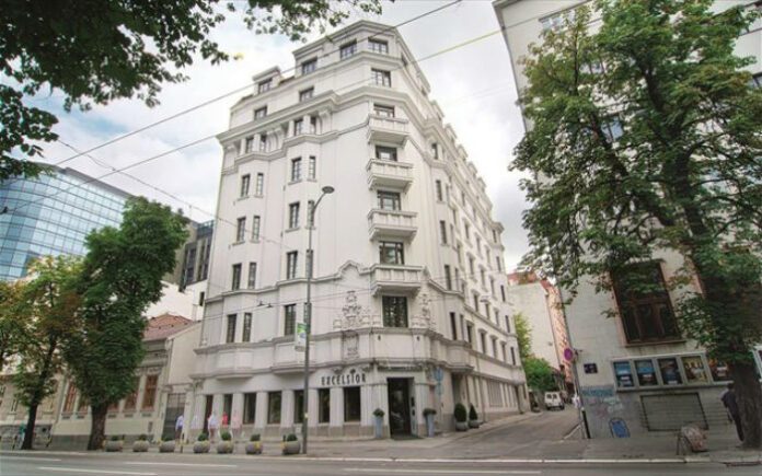 ΛΑΜΨΑ: Συνεργασία με την Orbis Hotel Group-AccorHotels ΛΑΜΨΑ: Συνεργασία με την Orbis Hotel Group-AccorHotels