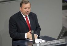 Μπράκμαν: Αναπόφευκτη η ελάφρυνση του χρέους για την Ελλάδα Μπράκμαν: Αναπόφευκτη η ελάφρυνση του χρέους για την Ελλάδα