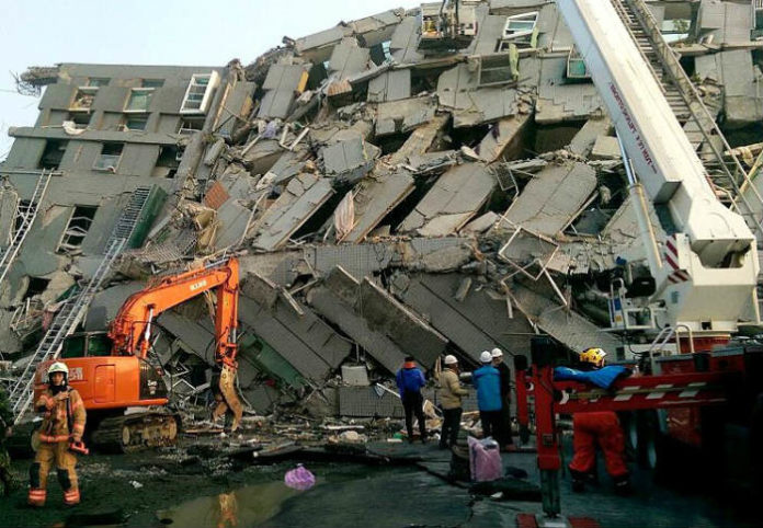 ΤΕΕ: Ταράτσα ή ισόγειο όταν γίνει σεισμός;