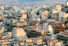Σε διαγραφή κόκκινων στεγαστικών προσανατολίζονται οι τράπεζες