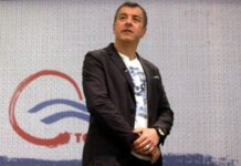 Θεοδωράκης: Τελικά δεν είναι όλα καλά με την υγεία μου