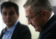 Τσακαλώτος: Υπάρχουν στοιχεία success story για την Ελλάδα Τσακαλώτος: «Υπάρχουν στοιχεία success story για την Ελλάδα