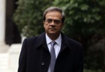 «Ατιμώρητος» ο Χαρδούβελης για την παράλειψη υποβολής Πόθεν Έσχες