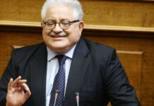 Τζαβάρας: Για επικοινωνιακούς λόγους η έξοδος στις αγορές Τζαβάρας: Για επικοινωνιακούς λόγους η έξοδος στις αγορές