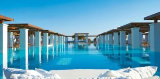 Τουλάχιστον 10 δισ. για τουρισμό, εμπόριο κι ενέργεια έως τέλος του 2018