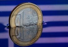 ΕΕΣ: Μόνον οριακή η ανασυγκρότηση της Ελλάδας από τα 3 μνημόνια ΕΕΣ: Μόνον οριακή η ανασυγκρότηση της Ελλάδας από τα 3 μνημόνια