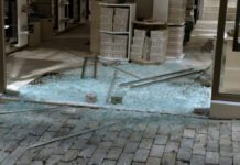 Μήνυση για τους βανδαλισμούς στην Ερμού από Καμίνη και ΕΣΑ Μήνυση για τους βανδαλισμούς στην Ερμού από Καμίνη και ΕΣΑ