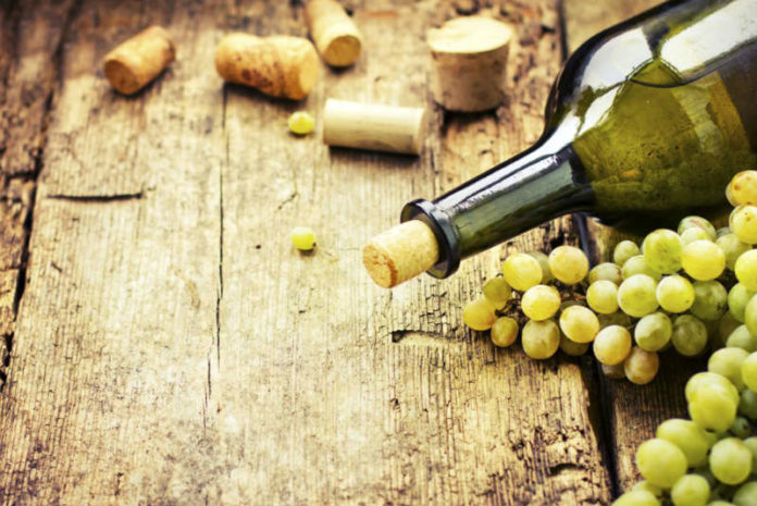 ΣΒΘΚΕ: Ανησυχητικές οι επιπτώσεις του Ειδικού Φόρου Κατανάλωσης στο κρασί