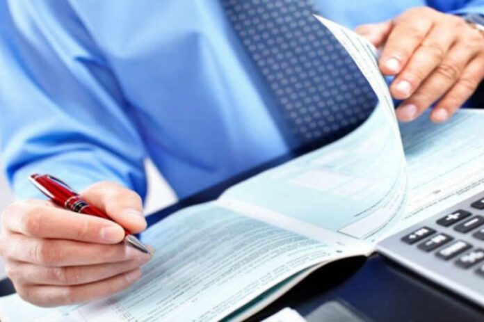 ΕΛΤΕ: Διευκρινίσεις για τις αμοιβές ορκωτών ελεγκτών λογιστών