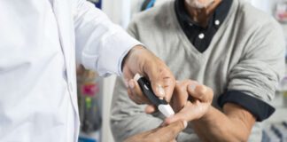 ΦΣΘ: Κίνδυνος να μείνουν χωρίς αναλώσιμα οι ασφαλισμένοι ΕΟΠΥΥ