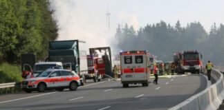 Νεκροί οι 18 αγνοούμενοι σε πυρκαγιά σε τουριστικό λεωφορείο στη Γερμανία