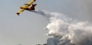 Σφοδρή αντιπαράθεση κυβέρνησης-αντιπολίτευσης για τις φωτιές