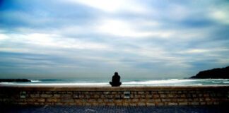 Ρέκβιεμ για ένα μικρομεσαίο όνειρο δύο γενεών