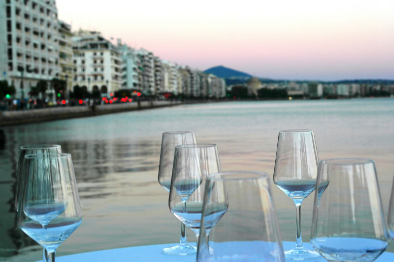 Αποτέλεσμα εικόνας για 1000 διαφορετικά κρασιά στη Θεσσαλονίκη!