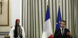 Μακρόν: Και το δούλεμα συνεχίζεται αλά... γαλλικά!