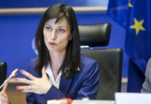 «Συγχαρητήρια για την ψηφιακή αναβάθμιση της ελληνικής δημόσιας διοίκησης»