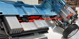 «Φτιάξτε πρώτα μπαταρίες πριν καταργήσετε τις μηχανές εσωτερικής καύσης»