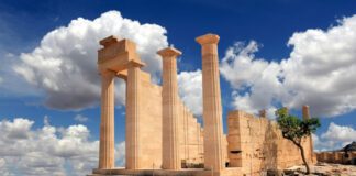 Πρωταθλήτρια η Ελλάδα στις τουριστικές προτιμήσεις των Πολωνών