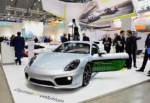 Η Porsche Cayman e-volution βάζει ηλεκτρική φωτιά στην άσφαλτο