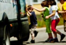 Διαμαρτυρία γονέων για τη δωρεάν μεταφορά μαθητών στη Θεσσαλονίκη