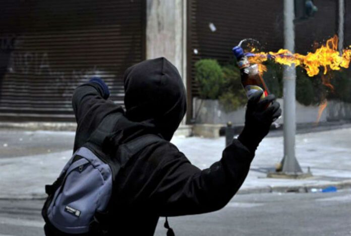 Τουρισμός: Υπό συνεχή πολιορκία το κέντρο των Αθηνών